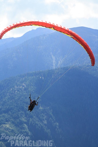 DH35.16-Luesen_Paragliding-1108.jpg