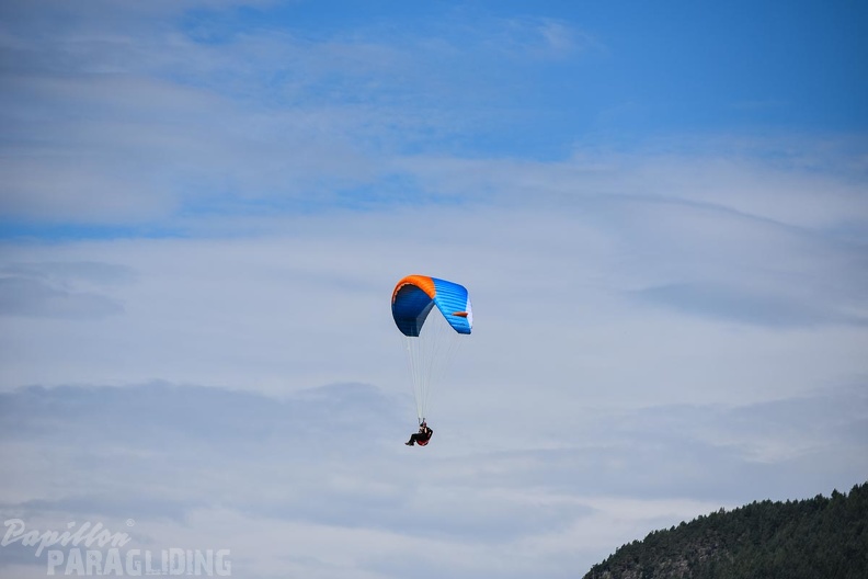 DH35.16-Luesen_Paragliding-1370.jpg