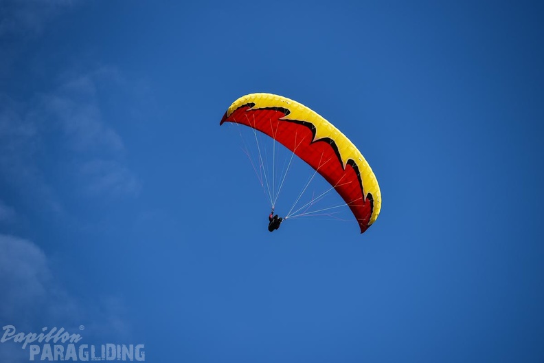 DH35.16-Luesen_Paragliding-1425.jpg