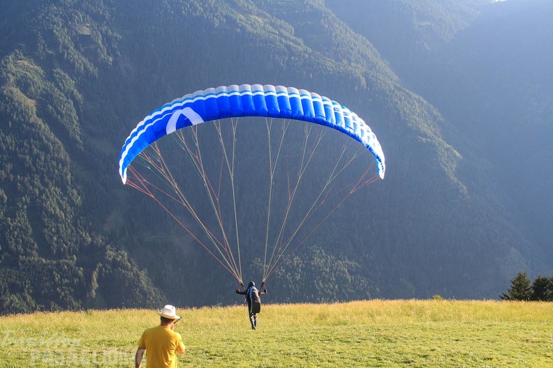 DH35.16-Luesen_Paragliding-1588.jpg
