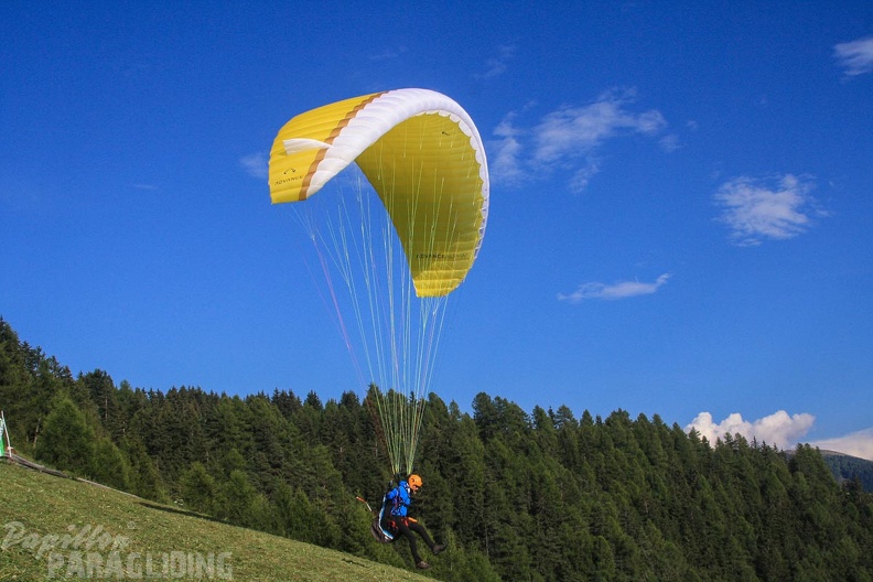 DH35.16-Luesen Paragliding-1642