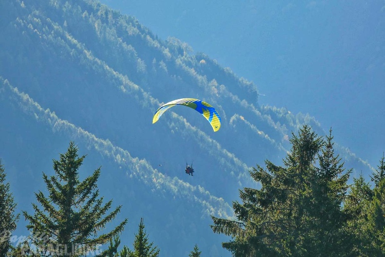 DH44.16-Luesen_Paragliding-115.jpg