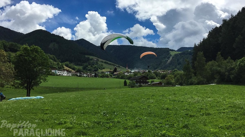 DT24.16-Paragliding-Luesen-1076