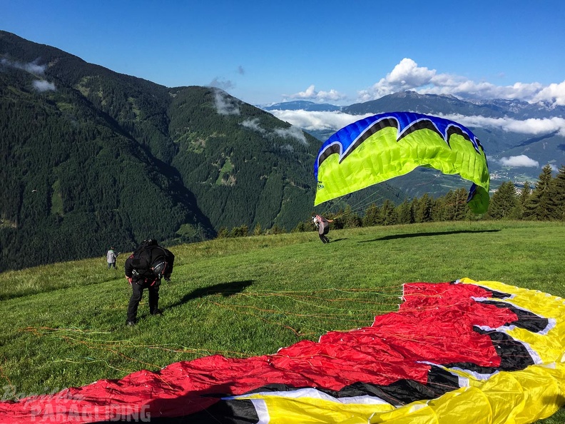 DT24.16-Paragliding-Luesen-1239.jpg