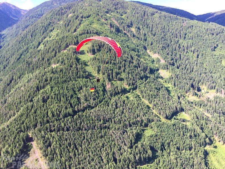 DT24.16-Paragliding-Luesen-1315.jpg