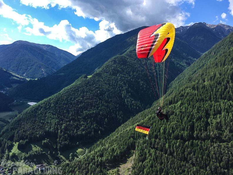 DT24.16-Paragliding-Luesen-1318
