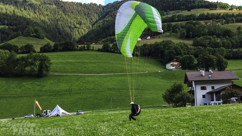DT24.16-Paragliding-Luesen-1361