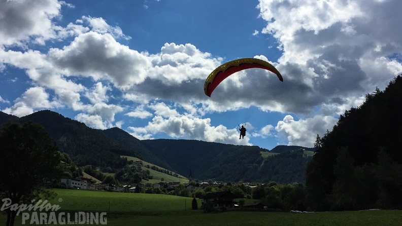 DT24.16-Paragliding-Luesen-1373