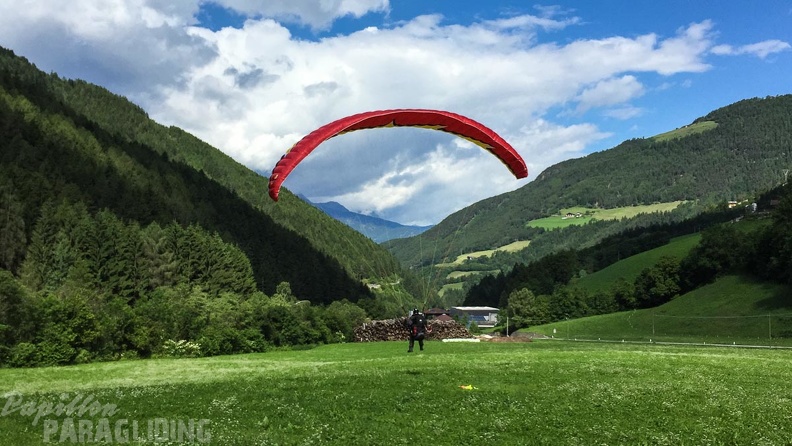 DT24.16-Paragliding-Luesen-1376.jpg