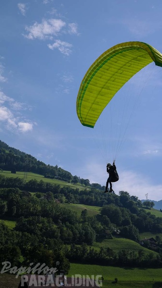 DH27.17 Luesen-Paragliding-239