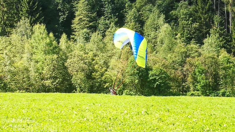 DH28.17 Luesen-Paragliding-198