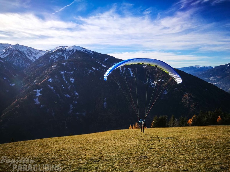 DH47.17-Luesen_Paragliding-195.jpg