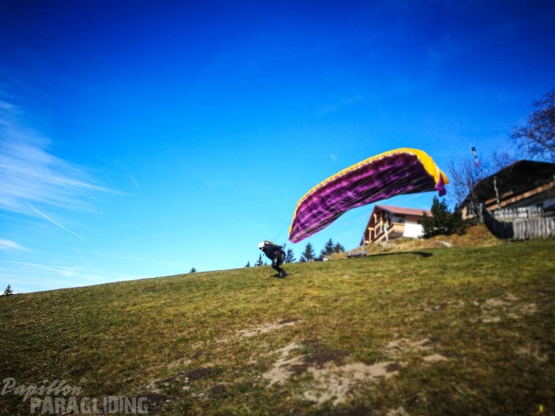 DH47.17-Luesen_Paragliding-201.jpg