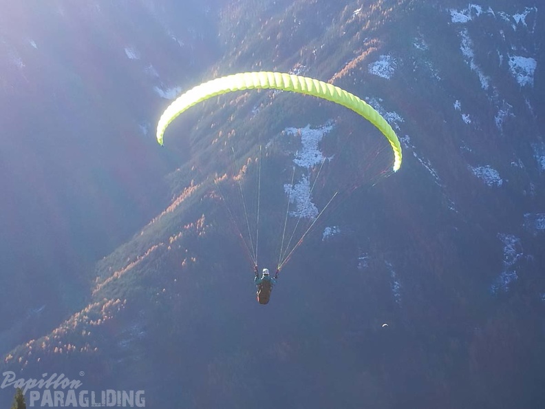 DH47.17-Luesen_Paragliding-221.jpg