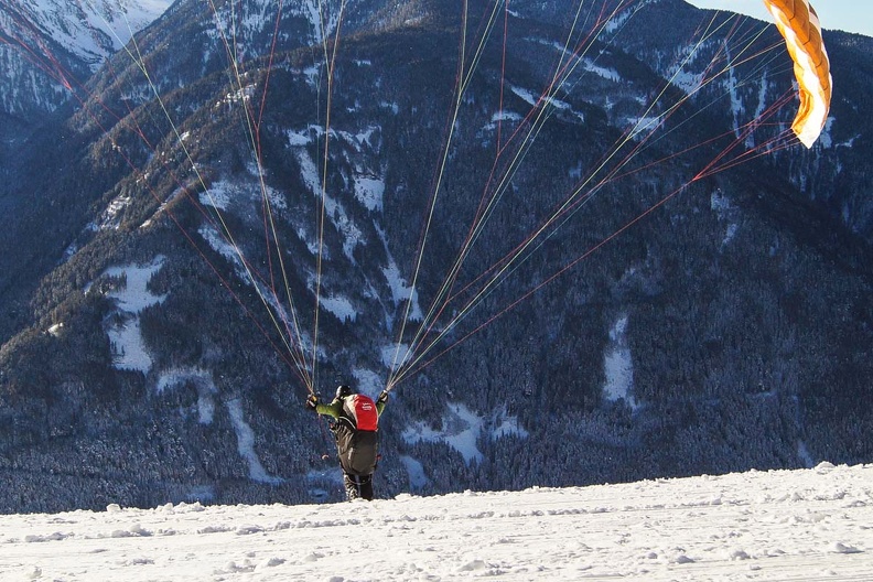 DH1.18_Luesen-Paragliding-156.jpg
