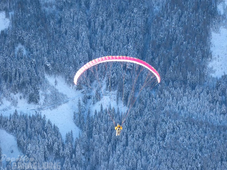 DH1.18_Luesen-Paragliding-189.jpg