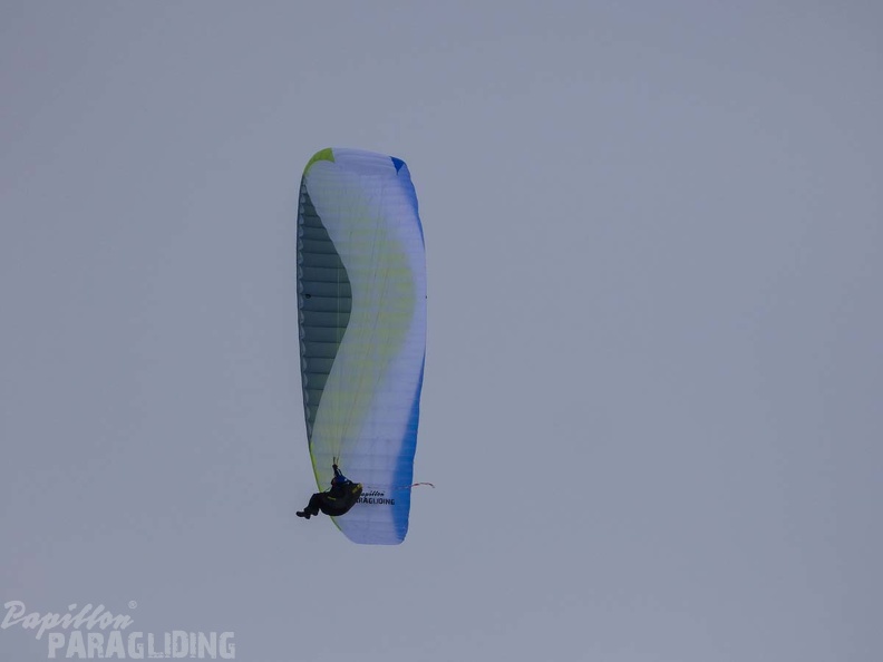 DH1.18_Luesen-Paragliding-596.jpg