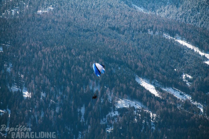 DH12.18_Luesen-Paragliding-115.jpg