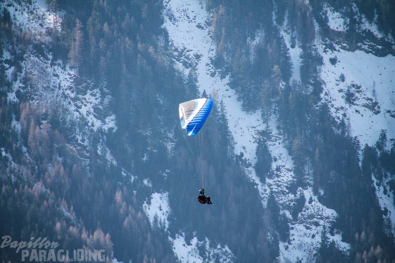 DH12.18_Luesen-Paragliding-119.jpg