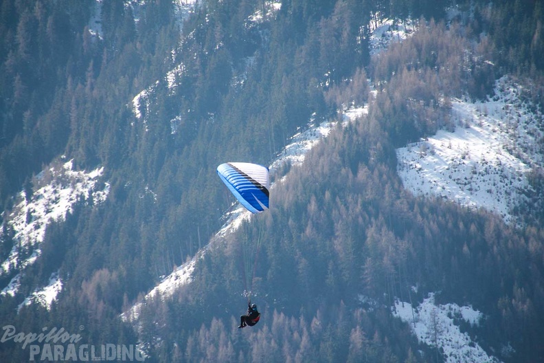 DH12.18_Luesen-Paragliding-141.jpg
