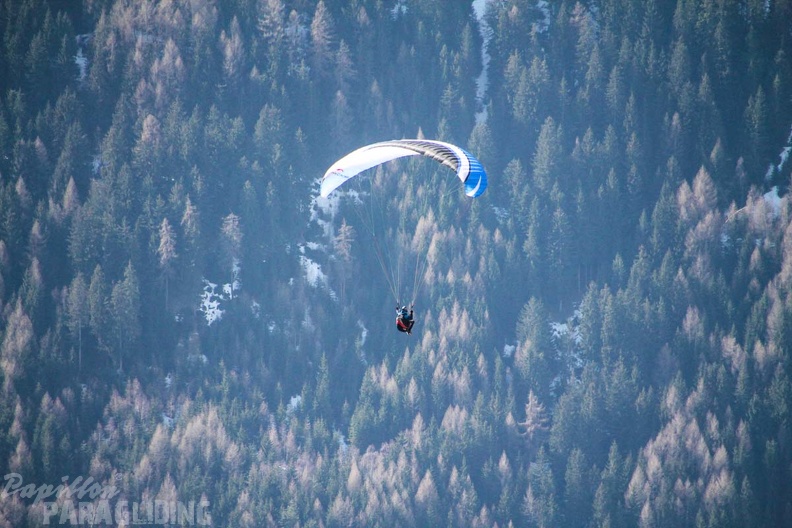DH12.18_Luesen-Paragliding-153.jpg