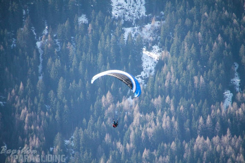 DH12.18_Luesen-Paragliding-154.jpg