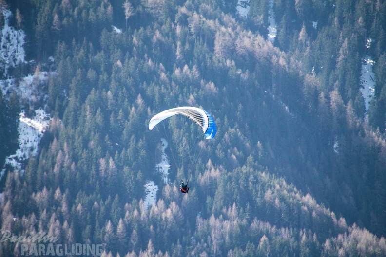 DH12.18 Luesen-Paragliding-157