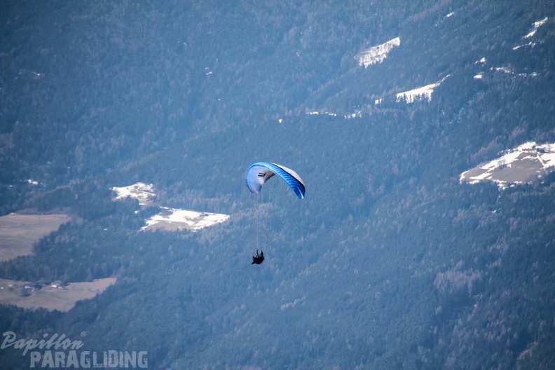 DH12.18_Luesen-Paragliding-165.jpg