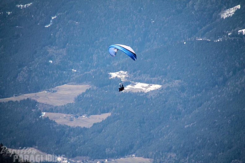 DH12.18_Luesen-Paragliding-167.jpg