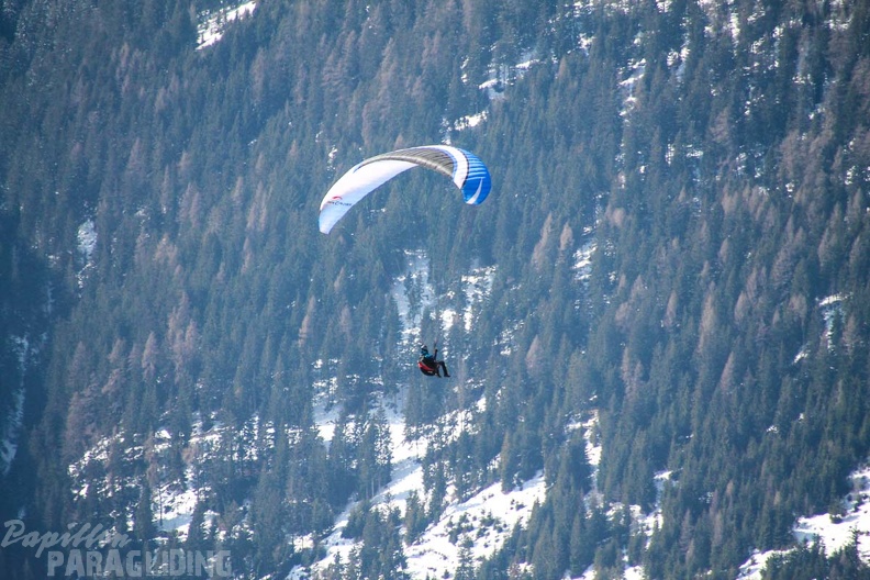 DH12.18 Luesen-Paragliding-259