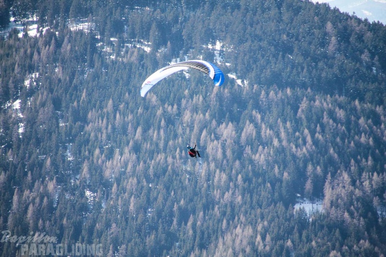 DH12.18_Luesen-Paragliding-262.jpg