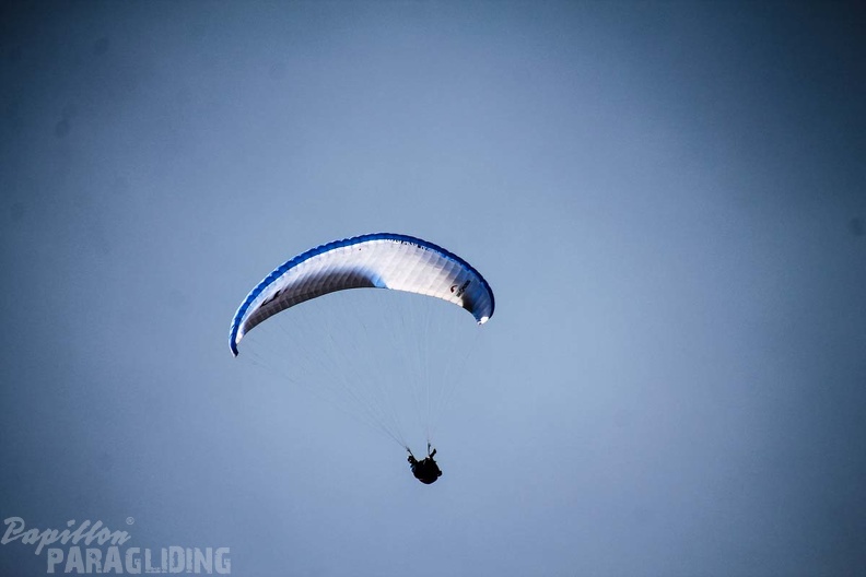 DH12.18 Luesen-Paragliding-288