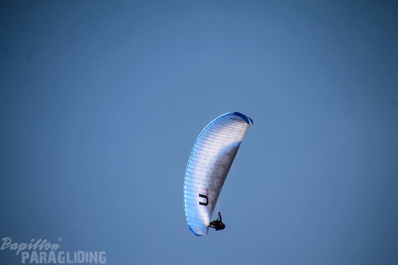 DH12.18 Luesen-Paragliding-292