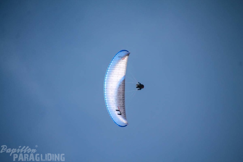 DH12.18_Luesen-Paragliding-303.jpg