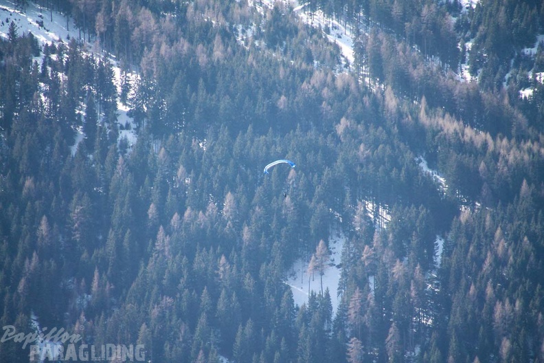 DH12.18_Luesen-Paragliding-374.jpg