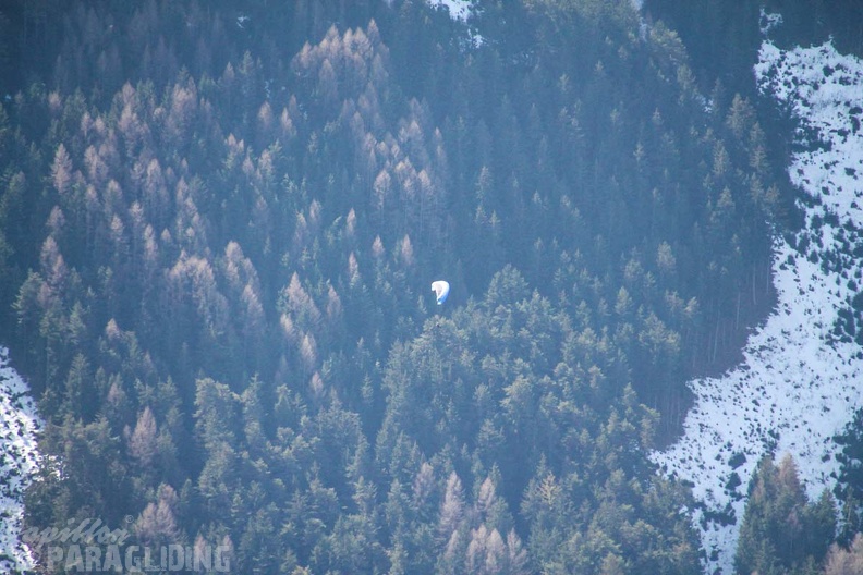 DH12.18_Luesen-Paragliding-407.jpg
