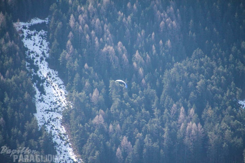 DH12.18_Luesen-Paragliding-413.jpg