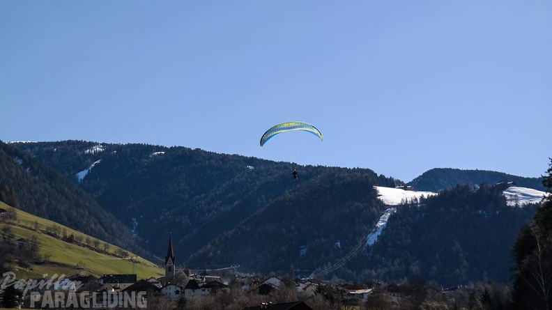 DH12.18_Luesen-Paragliding-566.jpg
