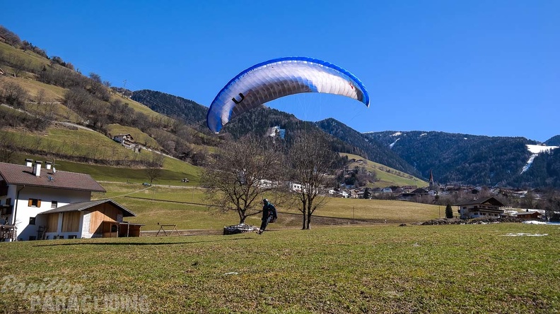 DH12.18_Luesen-Paragliding-582.jpg