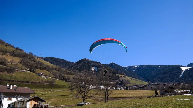 DH12.18_Luesen-Paragliding-584.jpg