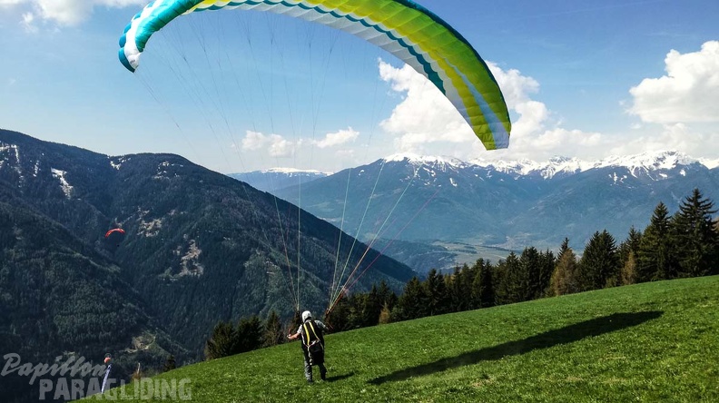 DH17.18 Paragliding-Luesen-132