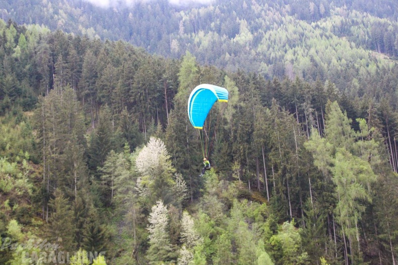 DH17.18 Paragliding-Luesen-436