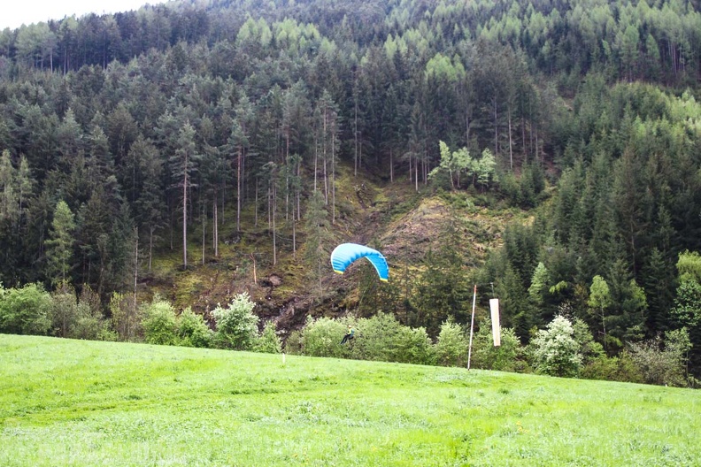 DH17.18 Paragliding-Luesen-441