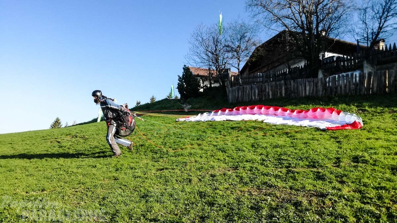 DH17.18 Paragliding-Luesen-529