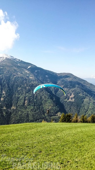 DH17.18 Paragliding-Luesen-564