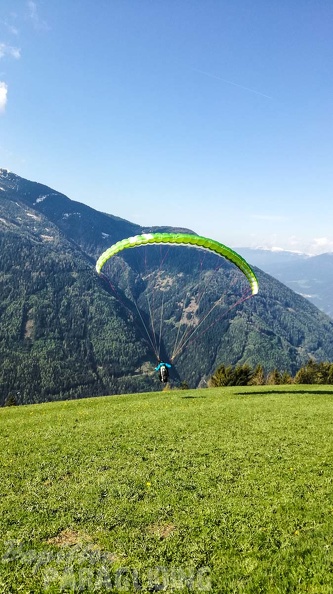 DH17.18 Paragliding-Luesen-580