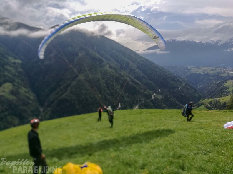 DH18.18_Luesen-Paragliding-257.jpg
