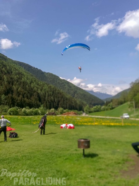 DH18.18 Luesen-Paragliding-276