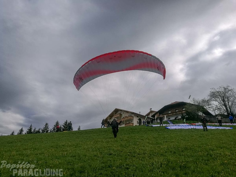 DH18.18 Luesen-Paragliding-324