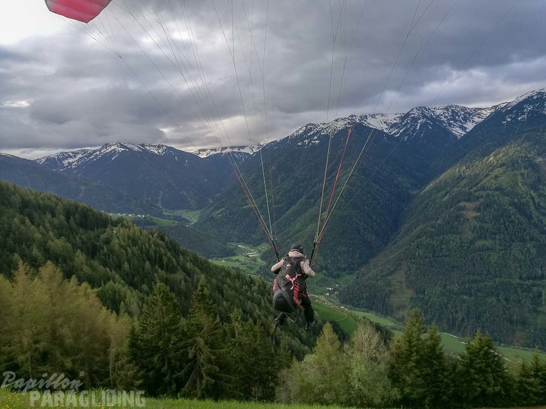 DH18.18 Luesen-Paragliding-329